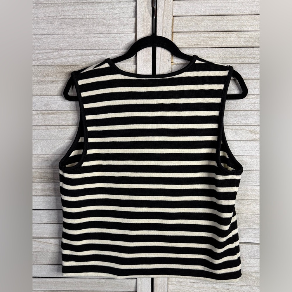Bailey 44 Black and Cream Striped V-Neck Sweater Vest NWT Classic Effortless - Picture 3 of 8